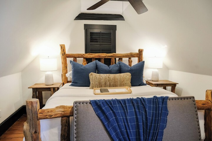 The Winchester Lodge