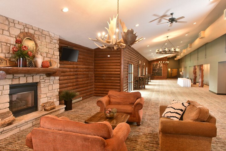 Cedar Creek Hotel Wausau - Rothschild