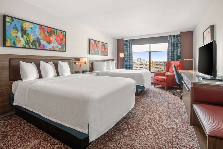 Room 21 of 37