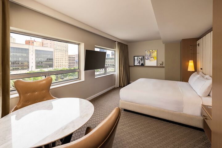 Room 64 of 121