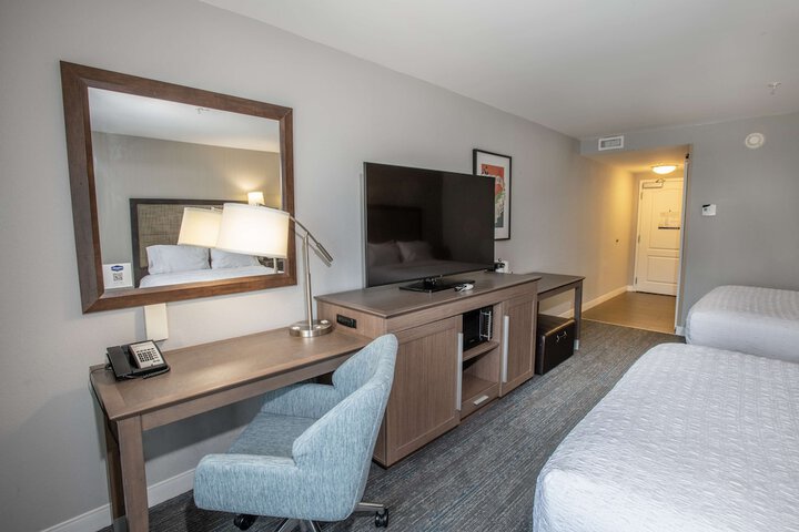 Room 11 of 62