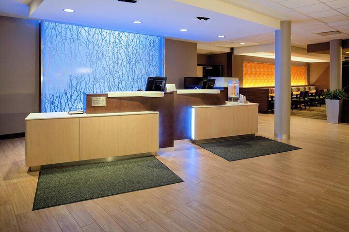 Hotel Interior 8 of 18