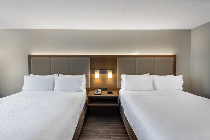 Room 16 of 49