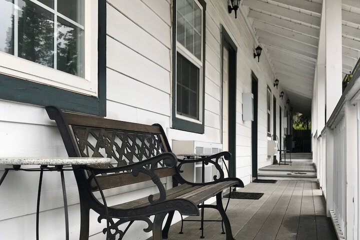 Sierra Mountain Inn
