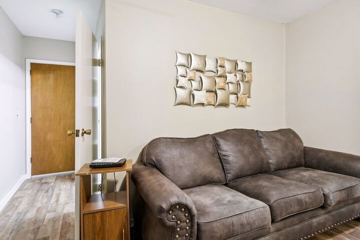 Charming Pocahontas Escape Near Historic Downtown!