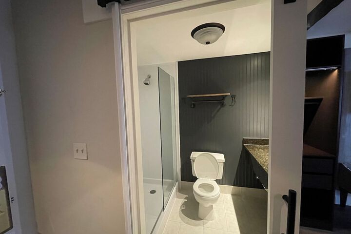 Room 46 of 91