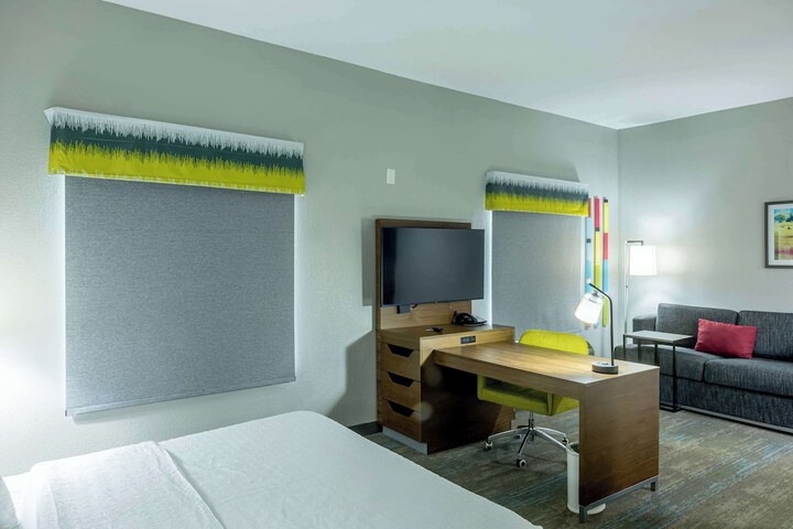 Room 30 of 42