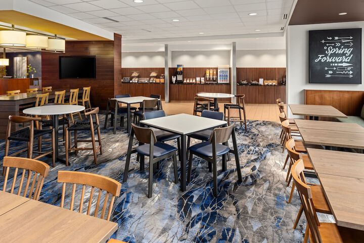 Fairfield Inn & Suites by Marriott Waterloo Cedar Falls