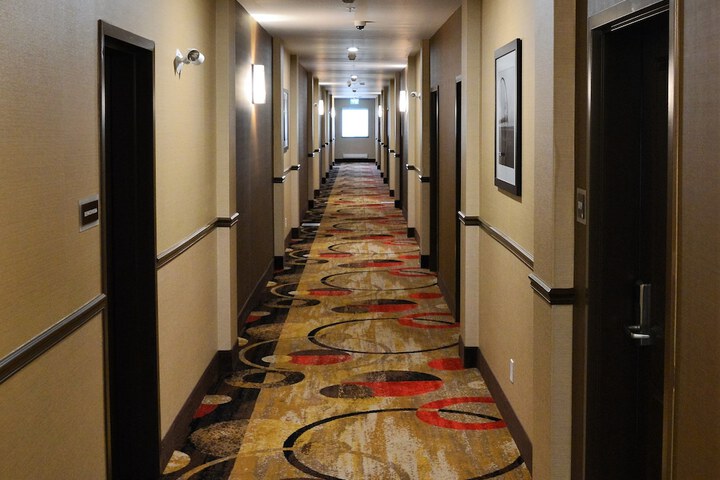 Ballroom/Hall 42 of 48