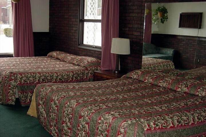 Room 54 of 67
