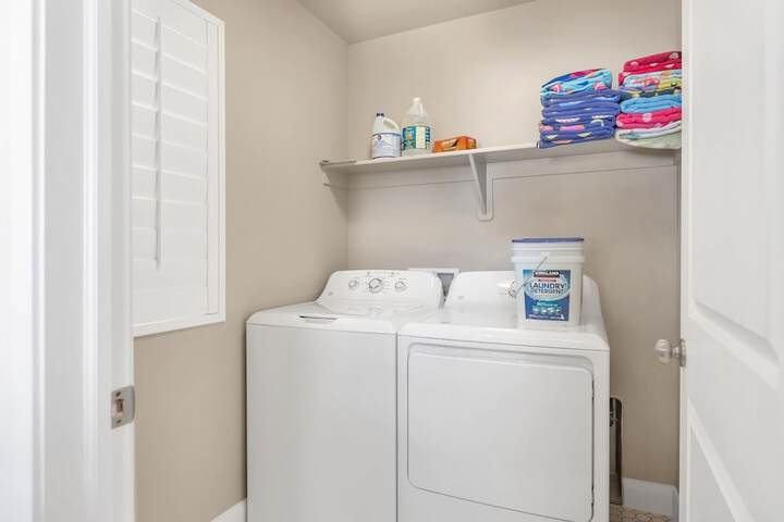 Laundry 49 of 55