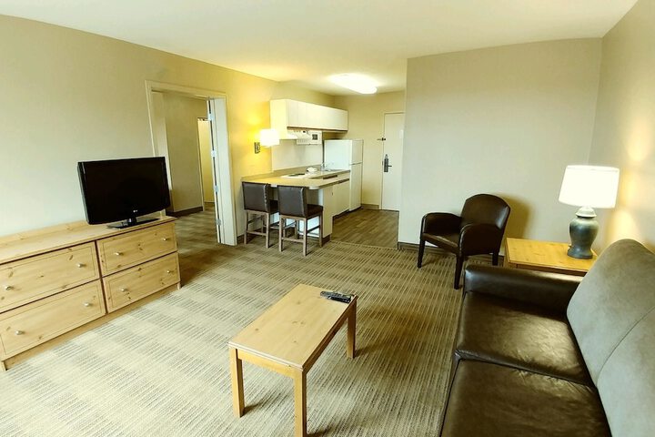 Room 15 of 39