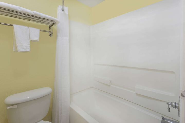 Room 7 of 23