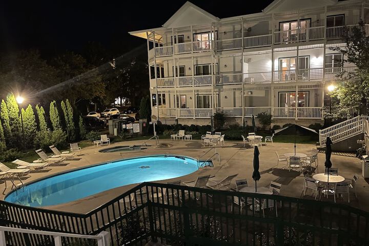 Pool 5 of 34