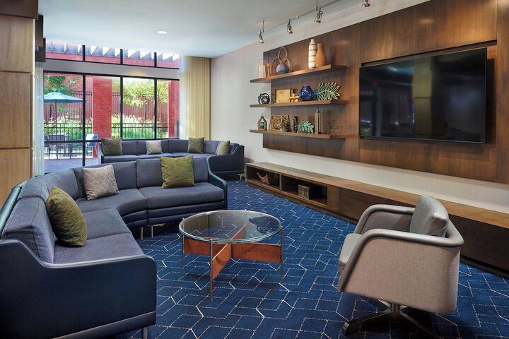 Courtyard Carrollton
