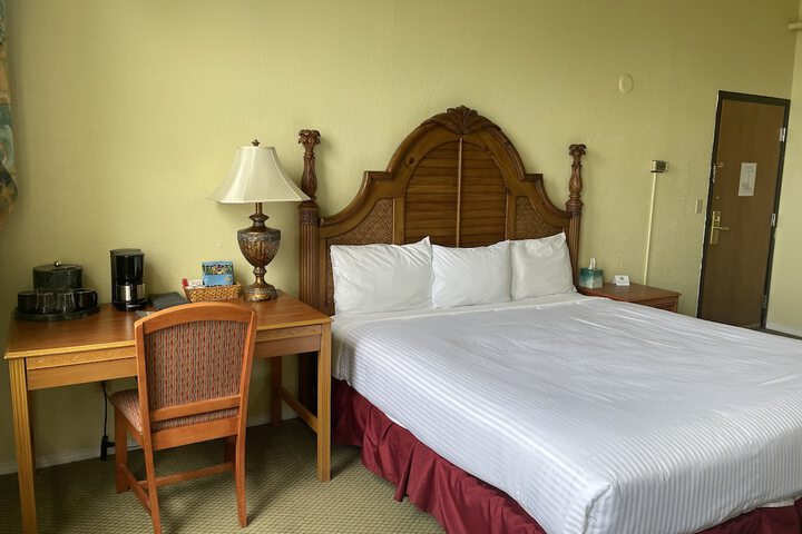 Room 20 of 63