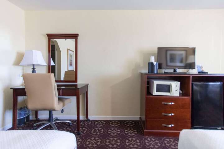 Room 44 of 76