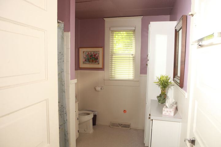 Room 10 of 35