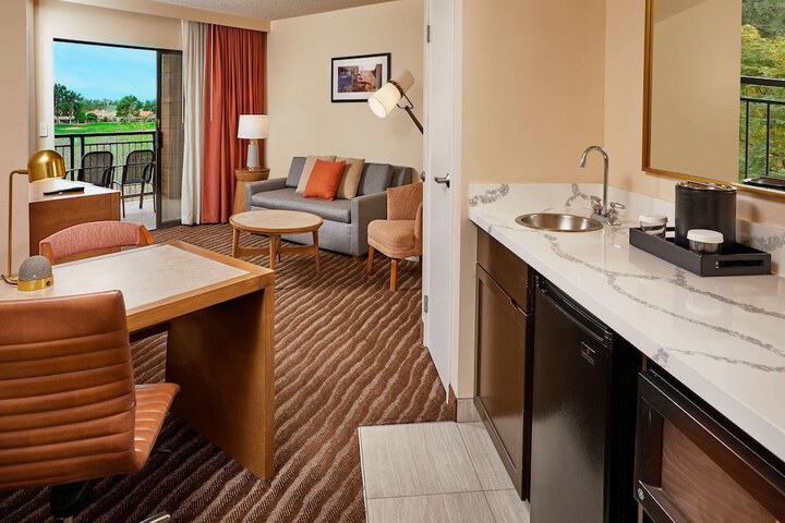 Room 42 of 79