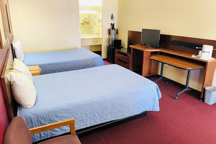 Room 14 of 31