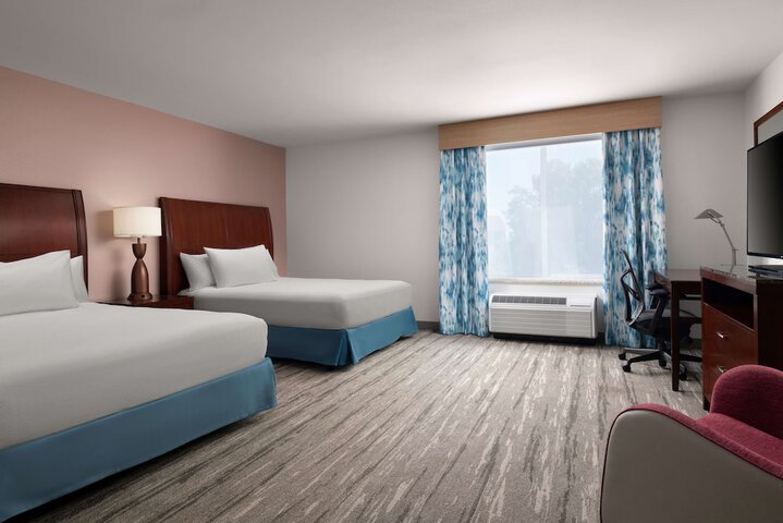 Room 27 of 40