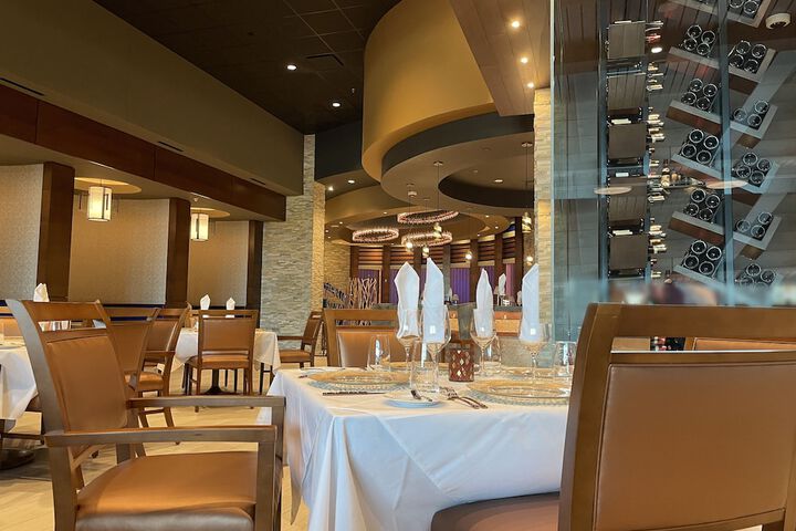 Dining 23 of 42