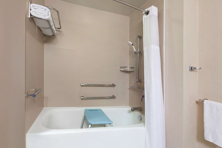 Room 55 of 90
