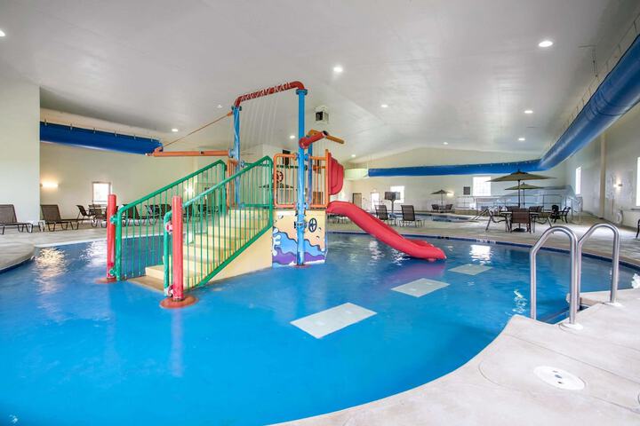 Pool 11 of 54