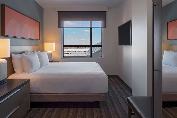 Hyatt House Indianapolis Downtown