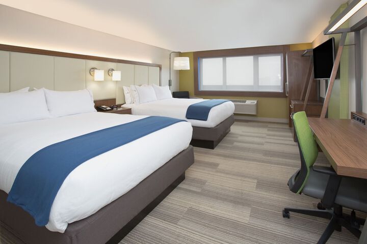 Holiday Inn Express & Suites Millersburg by IHG