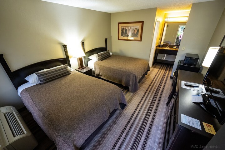 Room 76 of 139