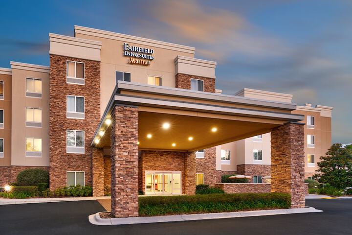Hotel 2 of 34