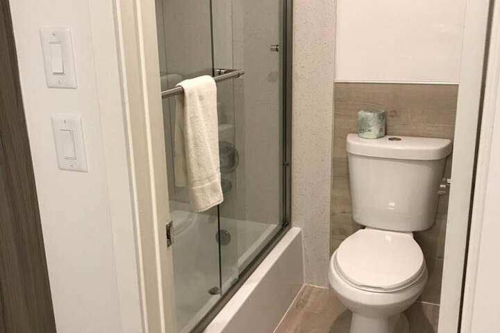 Room 33 of 56