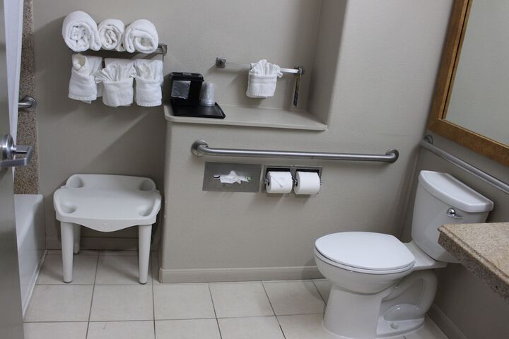 Room 46 of 65