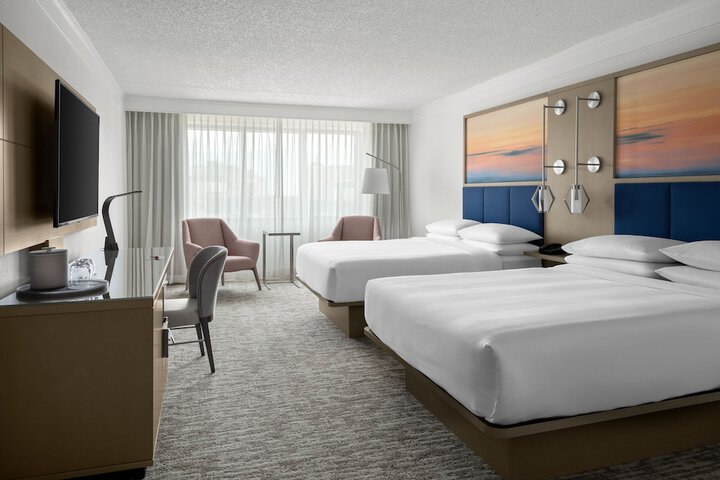 Room 50 of 104