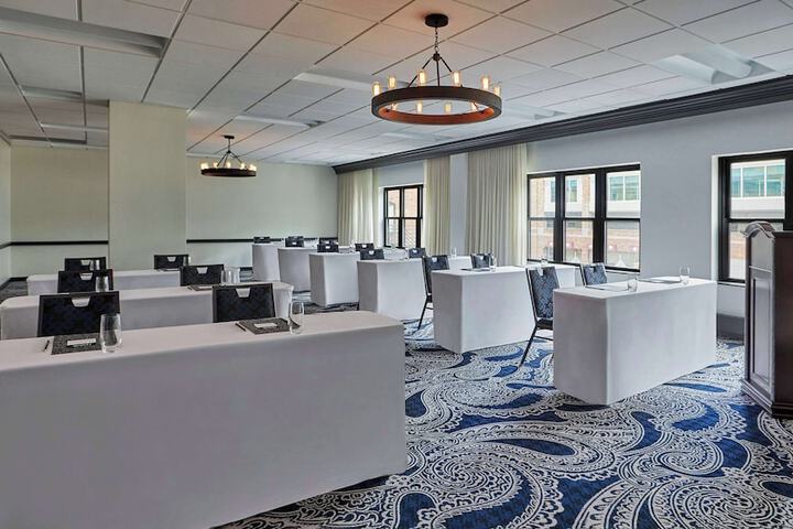Graduate by Hilton Minneapolis