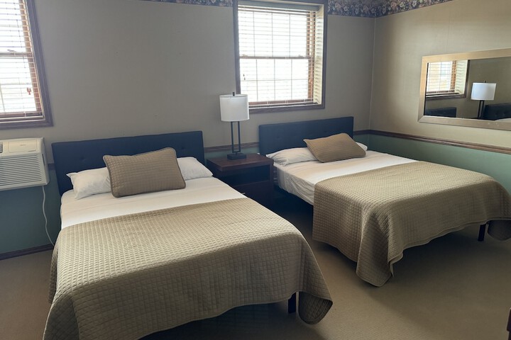 Room 32 of 57