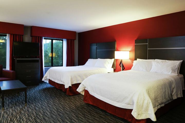 Room 43 of 72