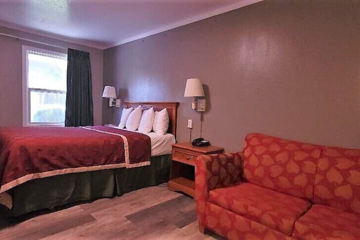 Room 27 of 59
