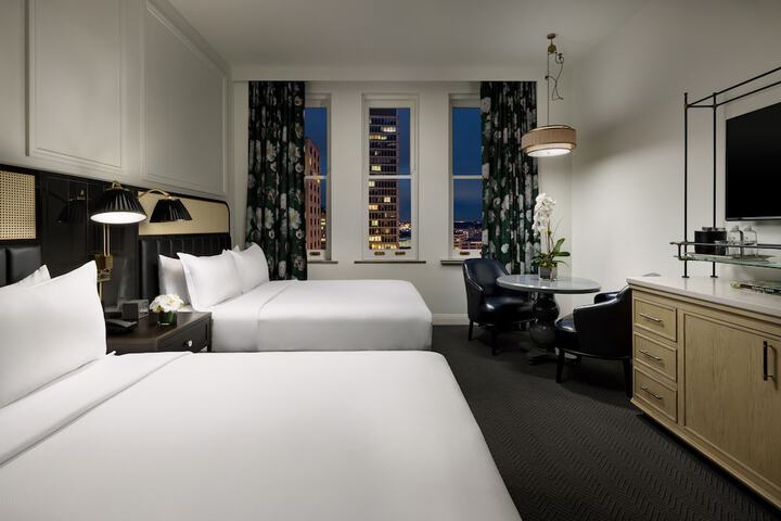 The Candler Hotel Atlanta Curio Collection by Hilton