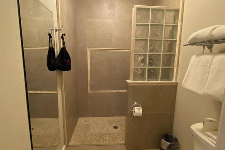 Room 36 of 81