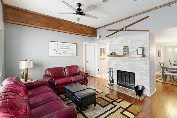 Paradise Peak Retreat
