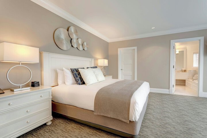 Room 84 of 211