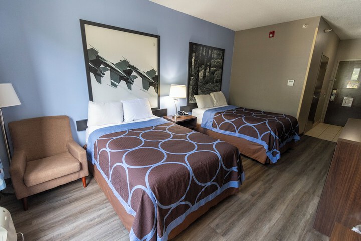 Room 21 of 71