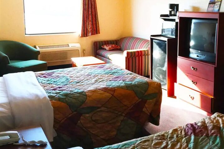 CLINTON MANOR HOTEL UNION