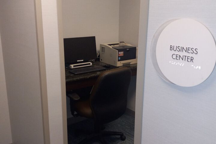 Business Center 59 of 60