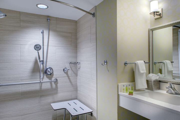 DoubleTree by Hilton Hotel Biloxi