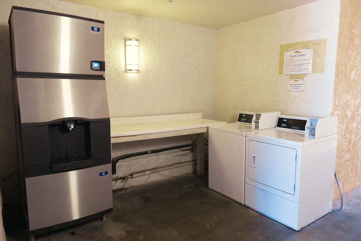 Room 20 of 37