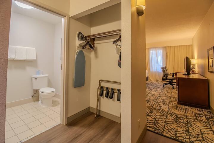 Country Inn & Suites by Radisson Convention Center