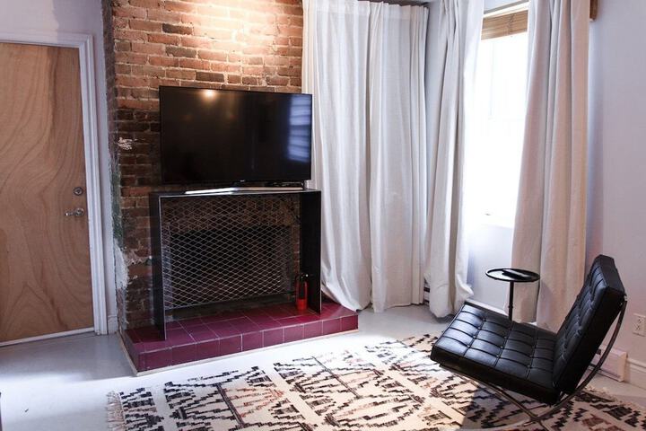 Room 43 of 133